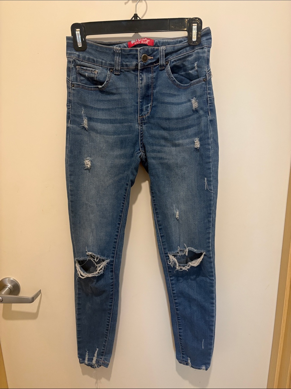 Women’s Distressed Blue Skinny Jeans